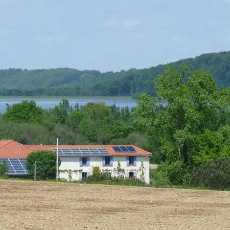 Perissee, Le Grand 公寓 Libaros