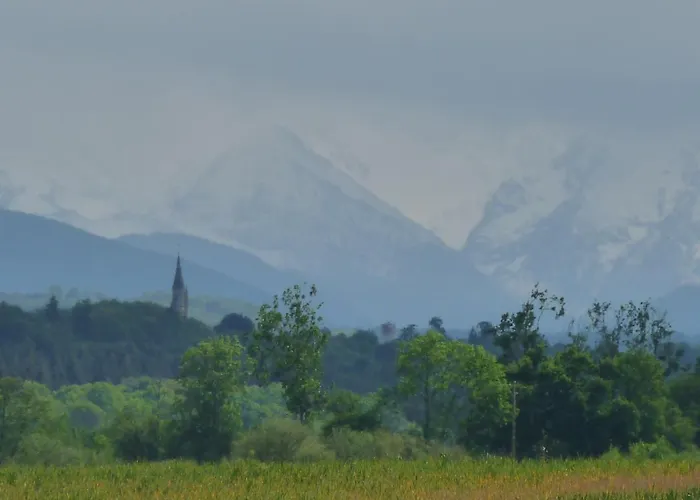 Perissee, Le Grand 아파트
